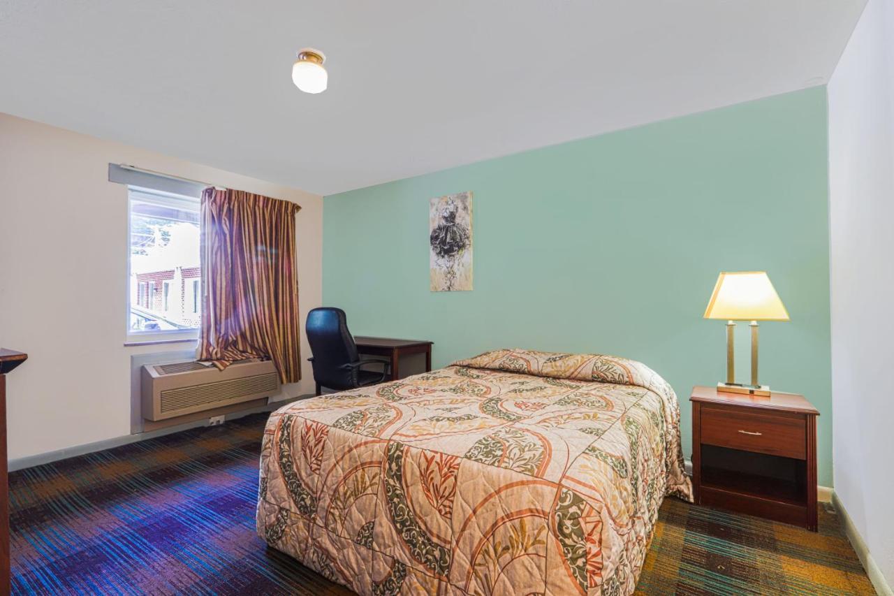Patriot Inn Motel Beaver Wv, By Oyo Buitenkant foto