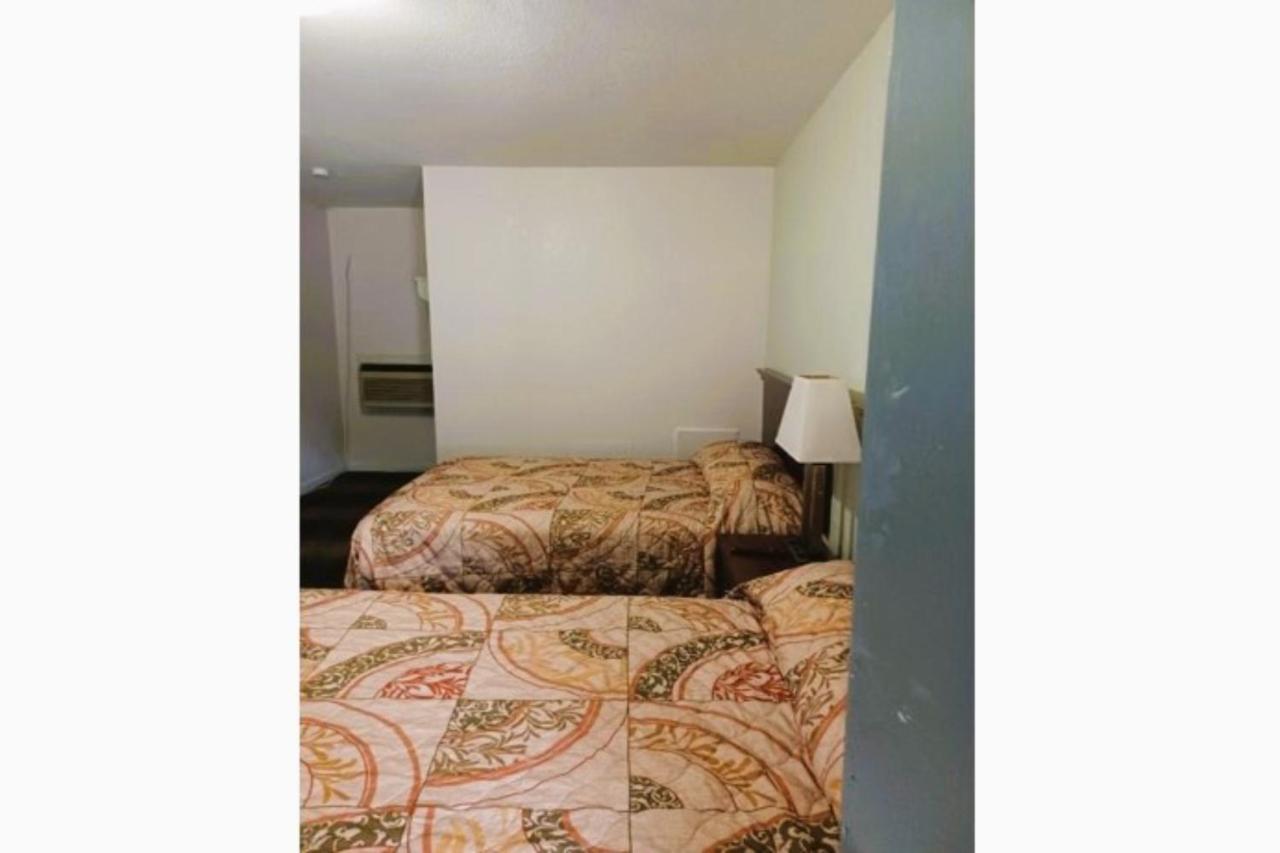 Patriot Inn Motel Beaver Wv, By Oyo Buitenkant foto
